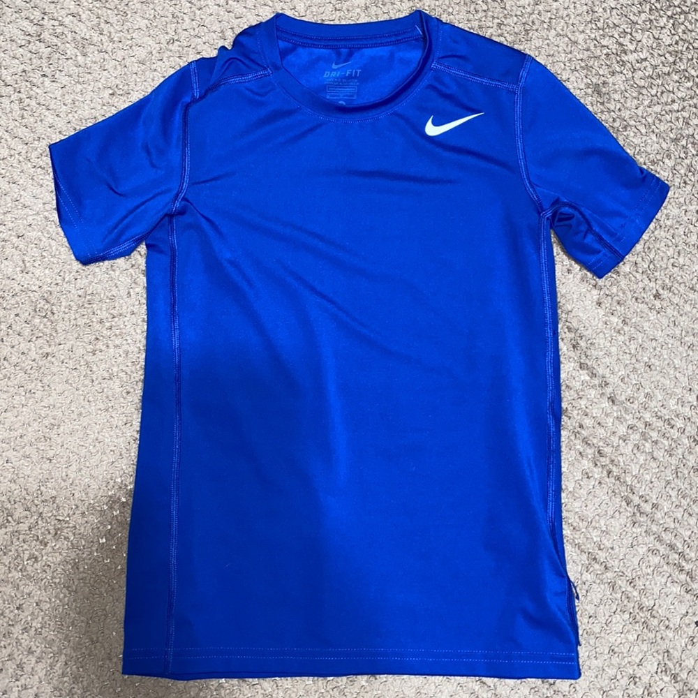 Nike Set - Picture 2 of 3